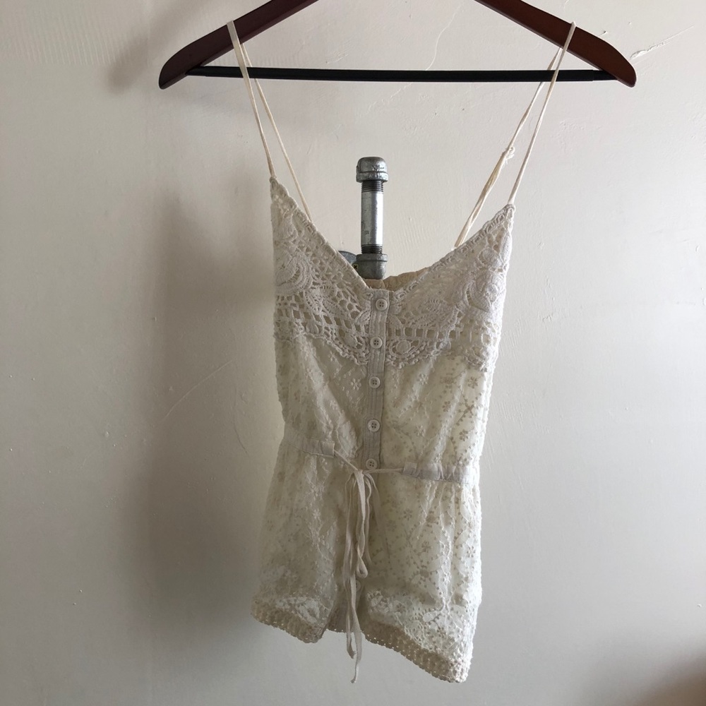Lace white top